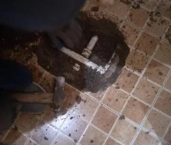 汝阳卫生间漏水维修公司为您分享下卫生间渗水如何处理及注意事项